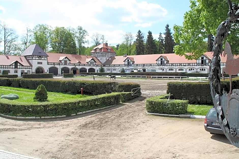 Hotel Przy Oślej Bramie - Zamek Książ