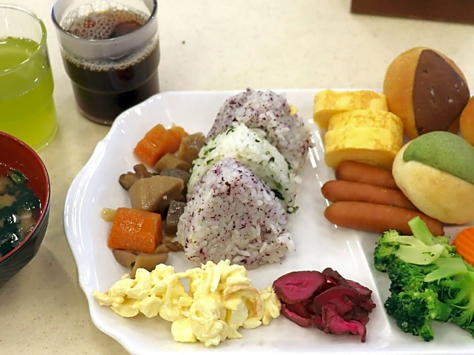 Toyoko Inn Meitetsu Chiryu Ekimae