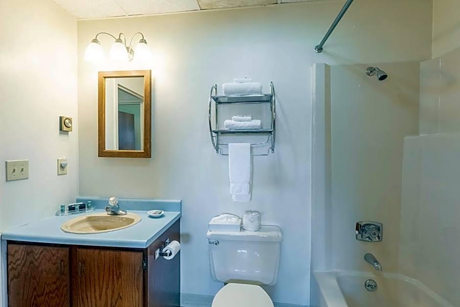 Fireside Inn and Suites Bangor
