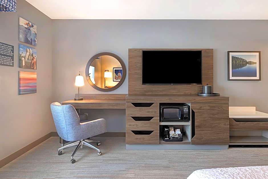 Hampton Inn By Hilton Crown Point, In