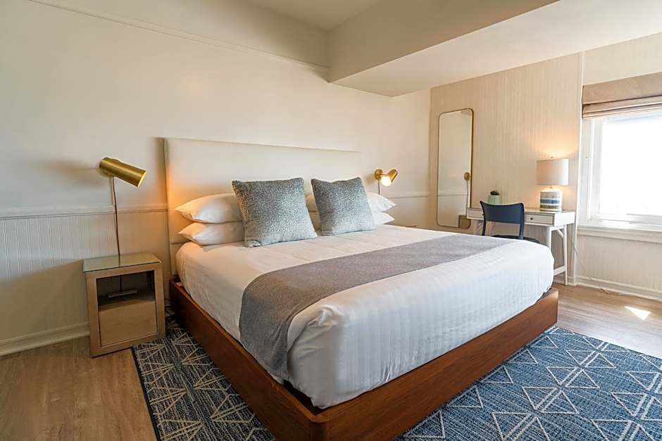 Newport Beach Hotel