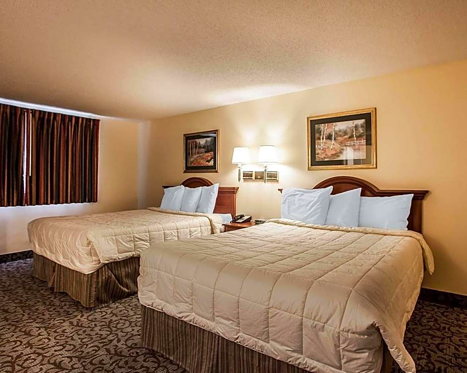 Econo Lodge Newton