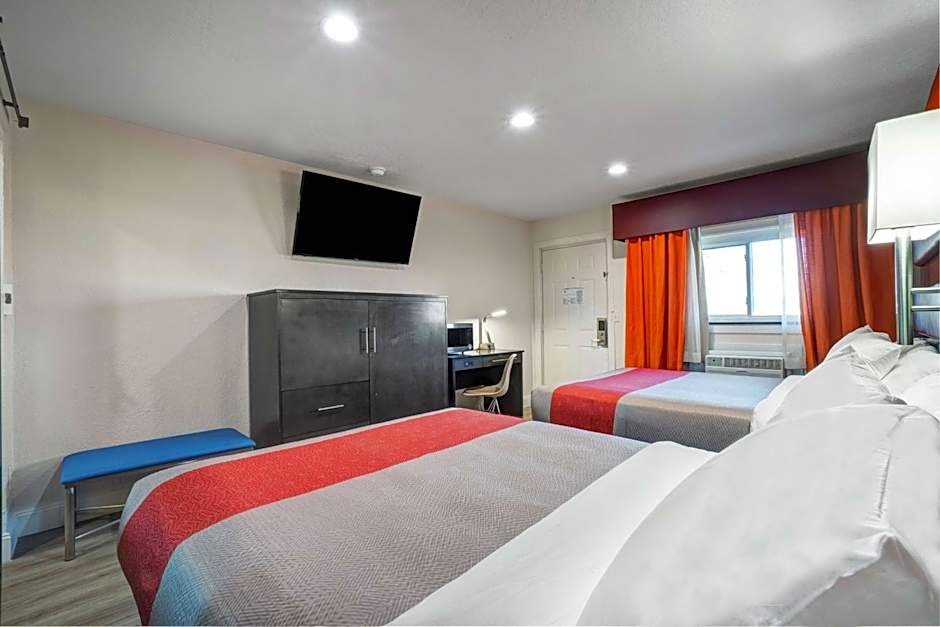 Motel 6 Bellville, OH - Mid-Ohio