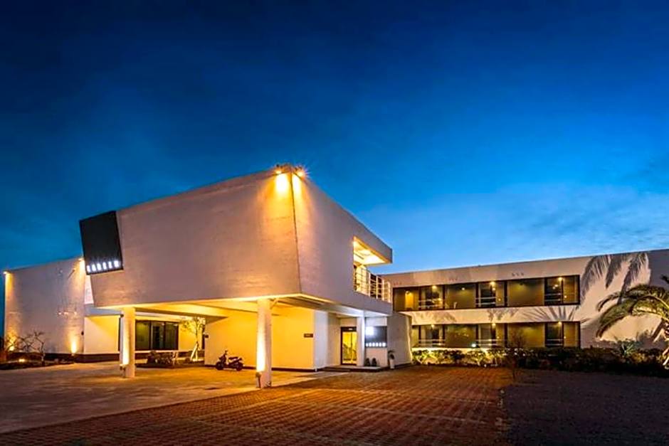 Lareem Boutique Hotel