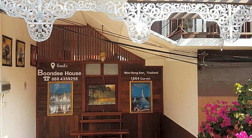 Boondee House