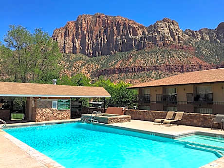 Bumbleberry Inn