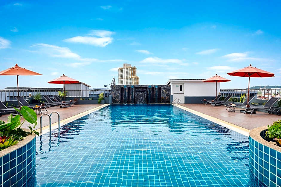 Adelphi Pattaya Hotel