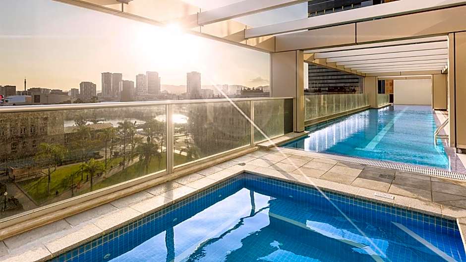 Oaks Brisbane Casino Tower Suites