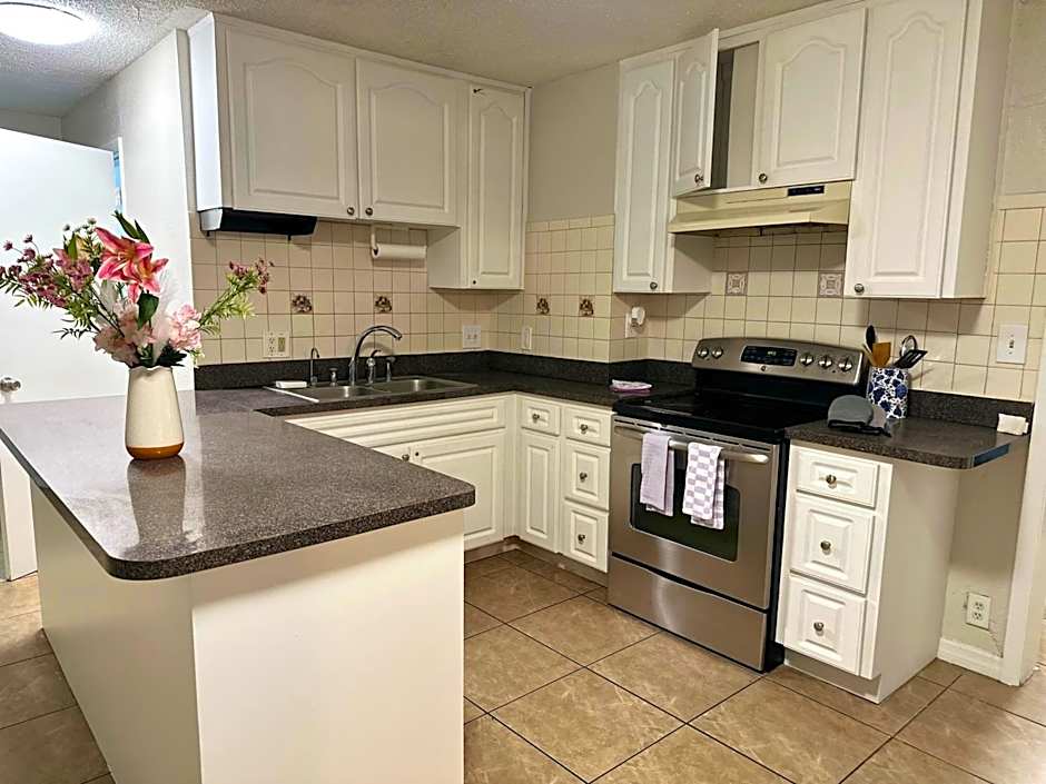 Stayable Suites Lakeland