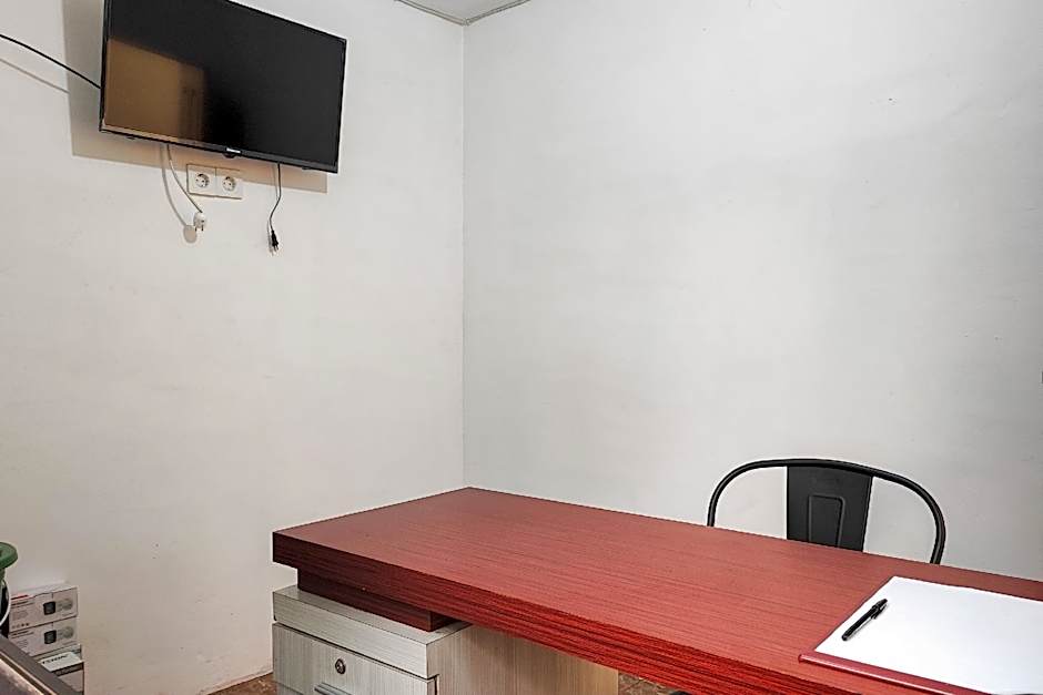 RedDoorz Syariah near Telanaipura Jambi