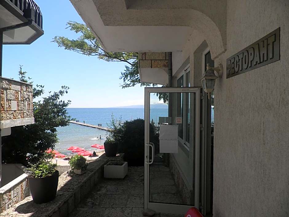 Hotel Oasis - Beach Access