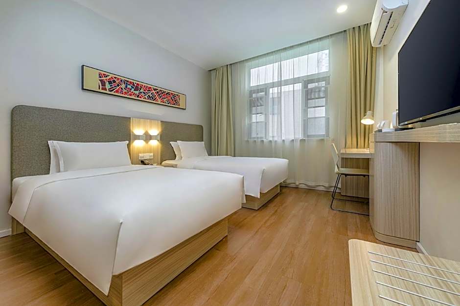 Hanting Hotel Fuzhou Wuyi Square