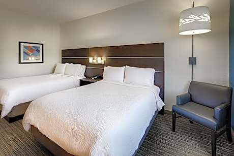 Standard Queen Room with Two Queen Beds