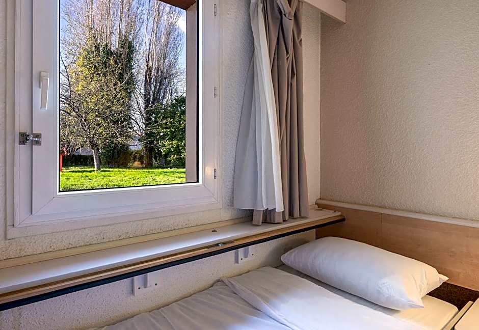 B&B HOTEL Niort Sud Venise Verte