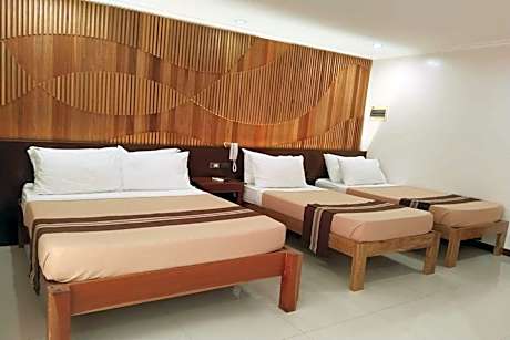 Premium Quadruple Room