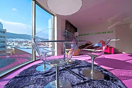 Suite with Double Bed