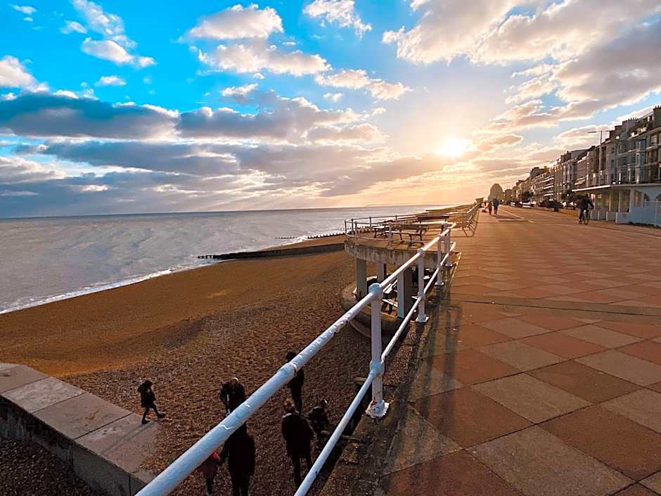 Royal Victoria Hotel