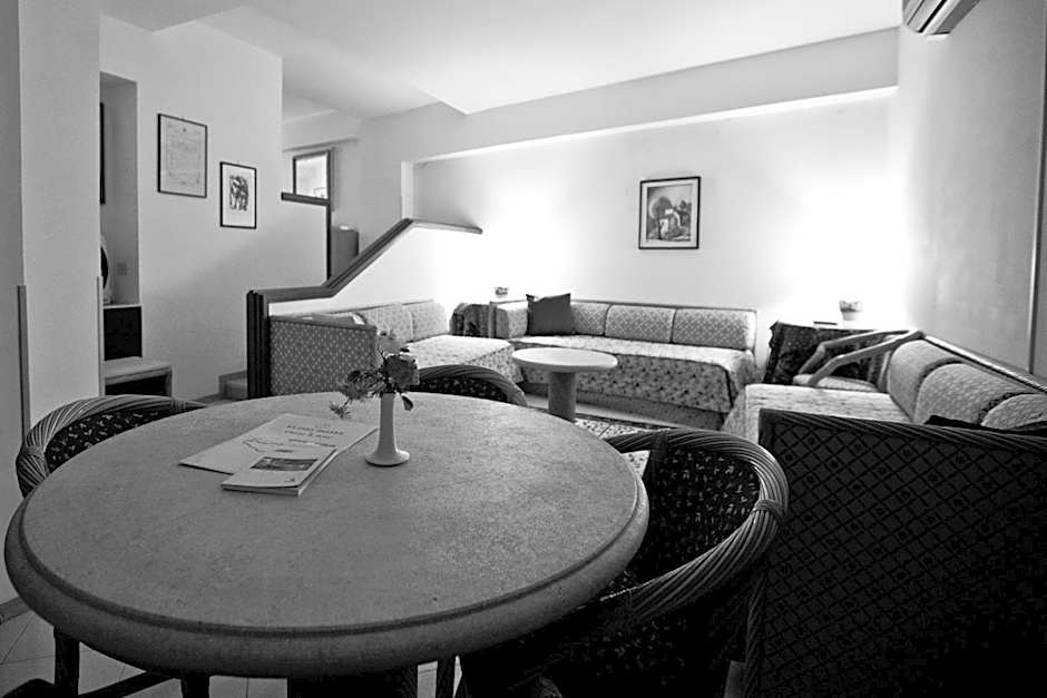 Zdjęcie 1 z 9 — Family Suite
