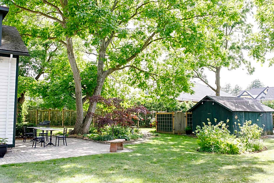Woodbourne Inn