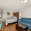 Pine Tree inn