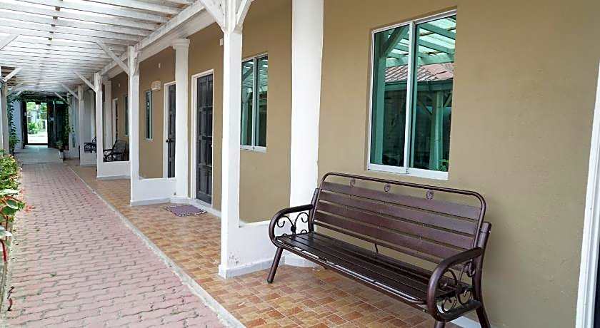 Pondok Muara Chalets