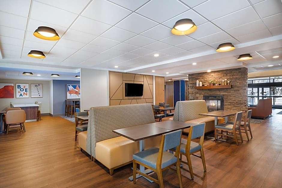 Holiday Inn Express & Suites Bozeman West By IHG