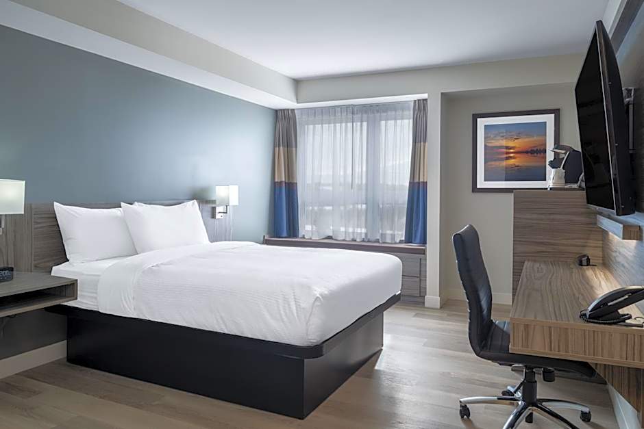 Microtel Inn & Suites by Wyndham Kanata Ottawa West