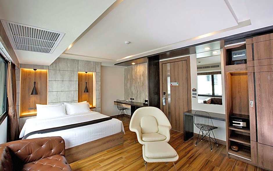 Acqua Hotel (SHA Plus)