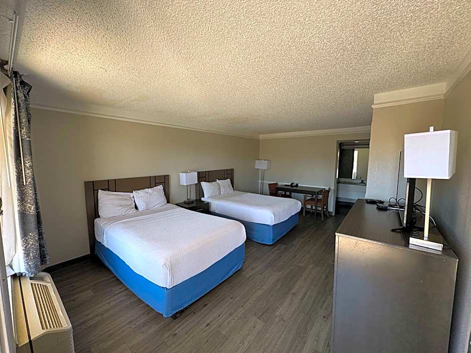 Photo 1 of 6 of 2 Double Beds