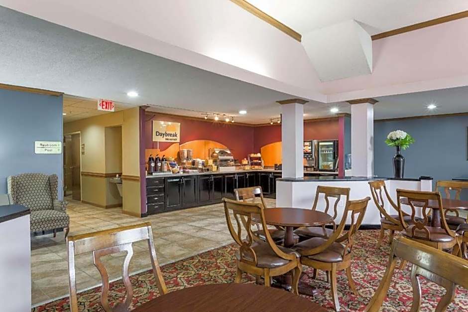 Days Inn by Wyndham Selma