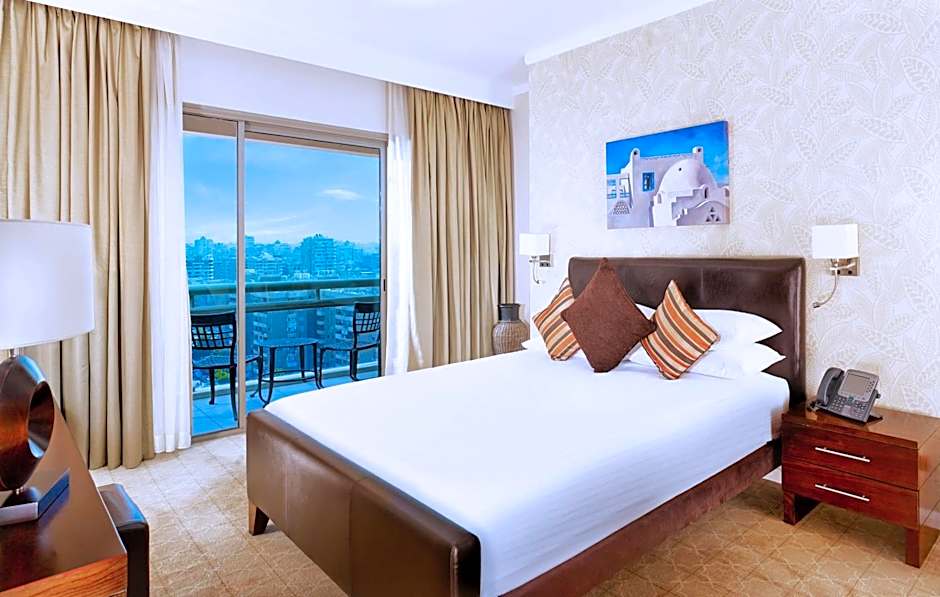 Staybridge Suites & Apartments - Citystars By IHG