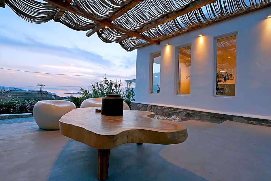 Ostraco Suites