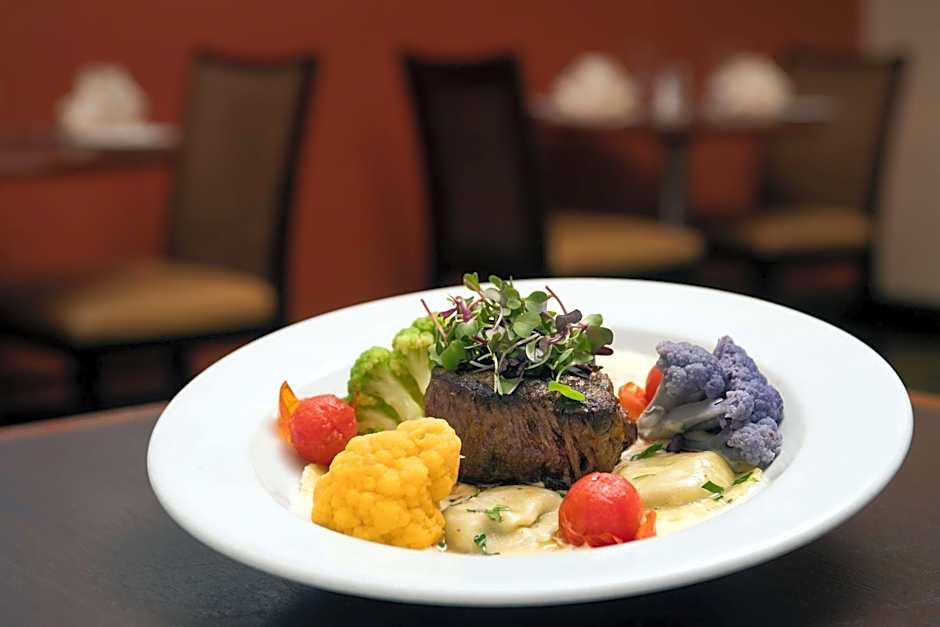 DoubleTree By Hilton Hotel Dulles Airport-Sterling