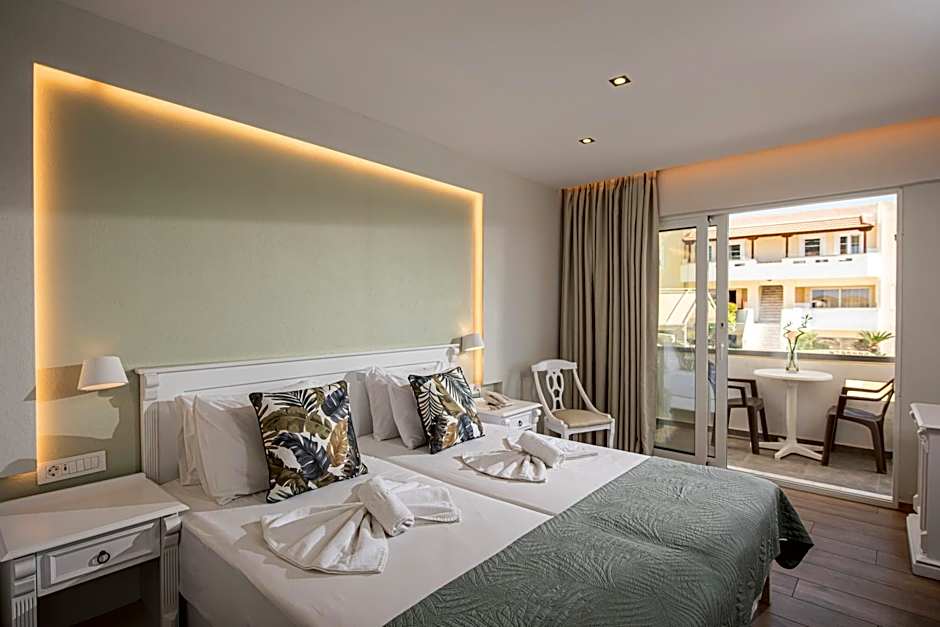 Alexander House Hotel