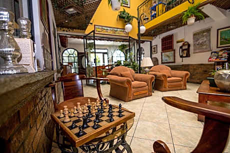 Hotel Amón Real