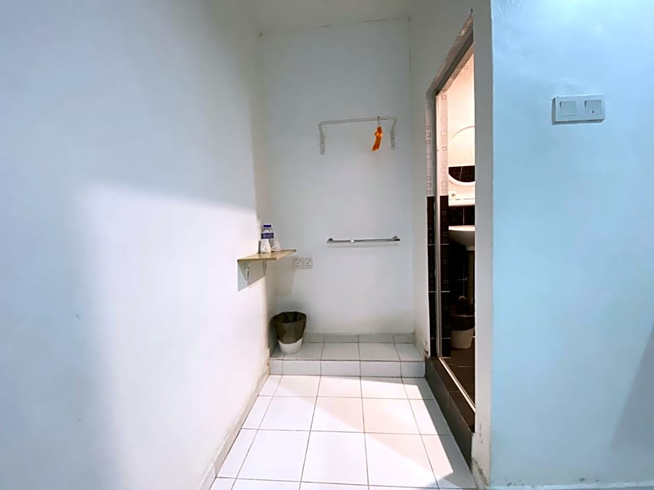 1108 Hotel Sungkai
