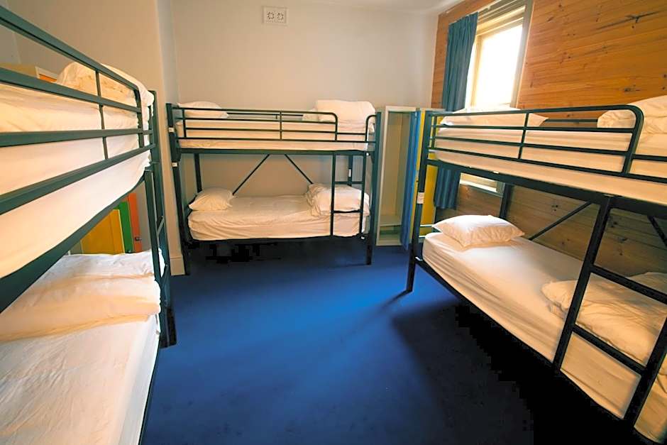 Backpackers Imperial Hotel