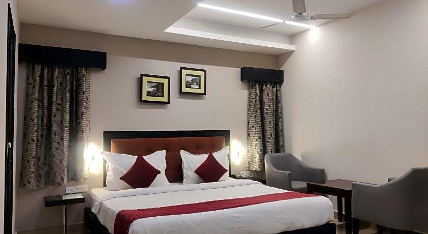 Hotel Delphi Grand Hyderabad - Hi-Tech City, Perfect for Business & Comfort