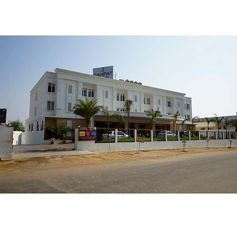 Hotel Ganpat Grand Palani
