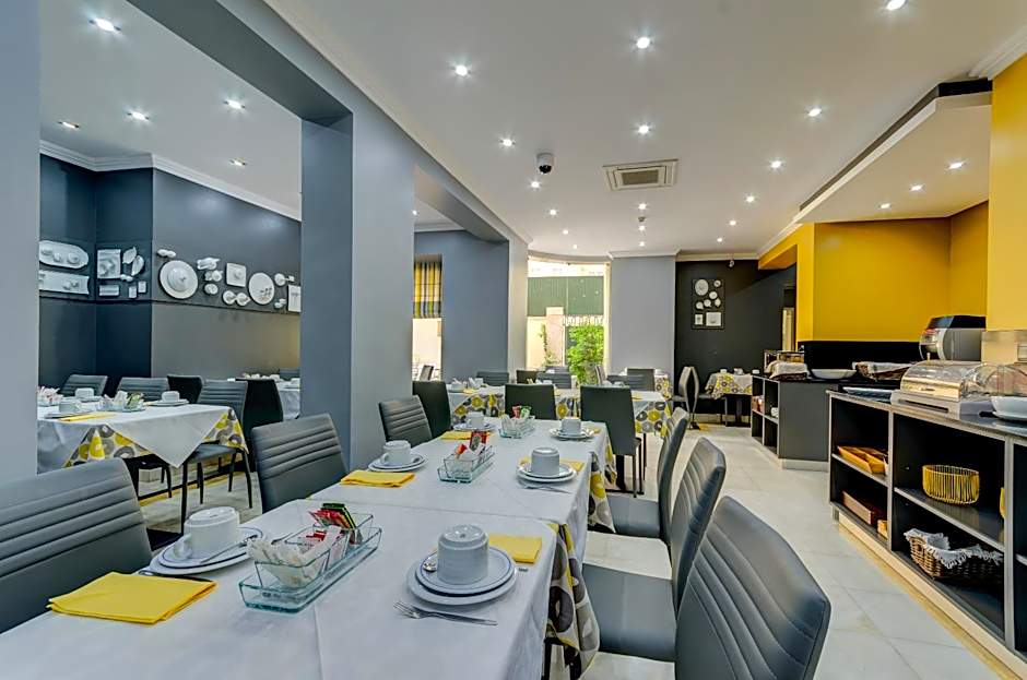 Avenida Park Residence