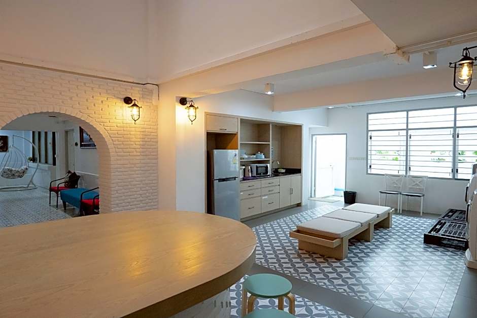 Surachet at 257 Boutique House