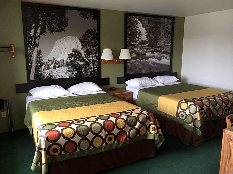 Super 8 by Wyndham Buffalo