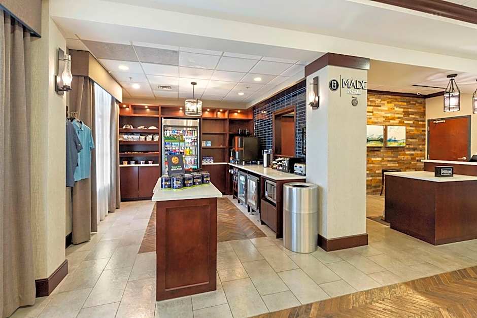 DoubleTree By Hilton Front Royal Blue Ridge Shadows