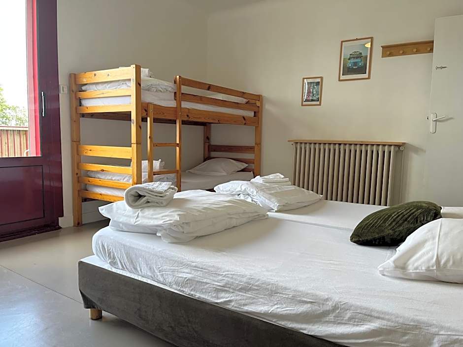 HOSTEL Les Bois Verts - Les Herbiers