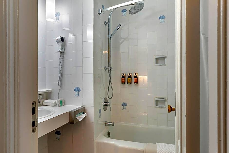 The Fort Garry Hotel, Spa and Conference Centre, an Ascend Collection Hotel