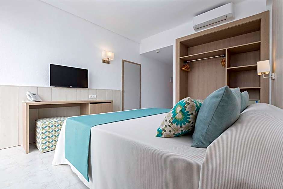 Azuline Hotel Palmanova Garden