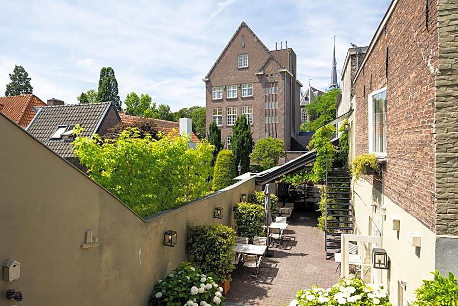 Uylenhof Hotel