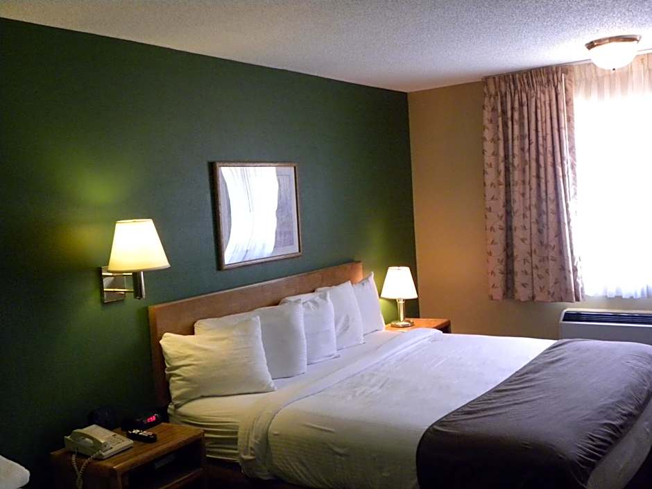 New Victorian Inn & Suites-Kearney
