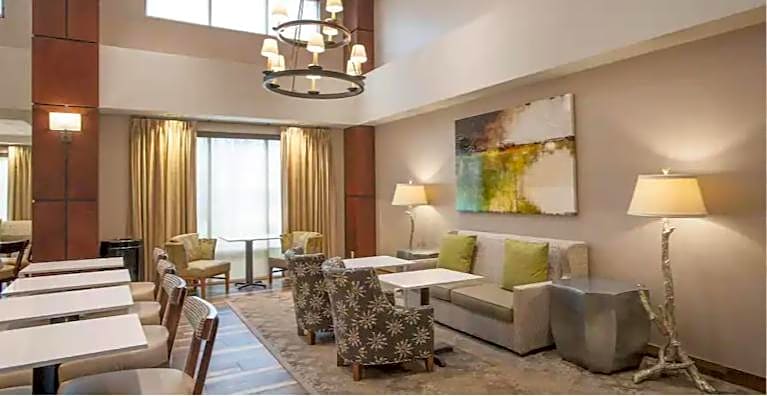 Hampton Inn & Suites Mobile Providence Park/Airport