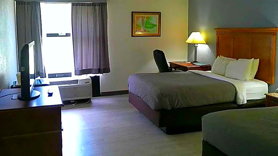 Quality Inn & Suites Indianapolis Northwest